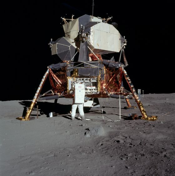 Matig Variant Noord West 20 juli 1969 - Maanlander Apollo 11 landt op de maan - Geschiedenis