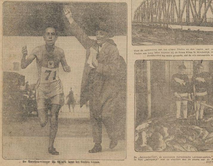 De marathon-winnaar Ahmed Boughéra El Ouafi komt het stadion binnen - Leeuwarder nieuwsblad, 8 augustus 1928 (KB)